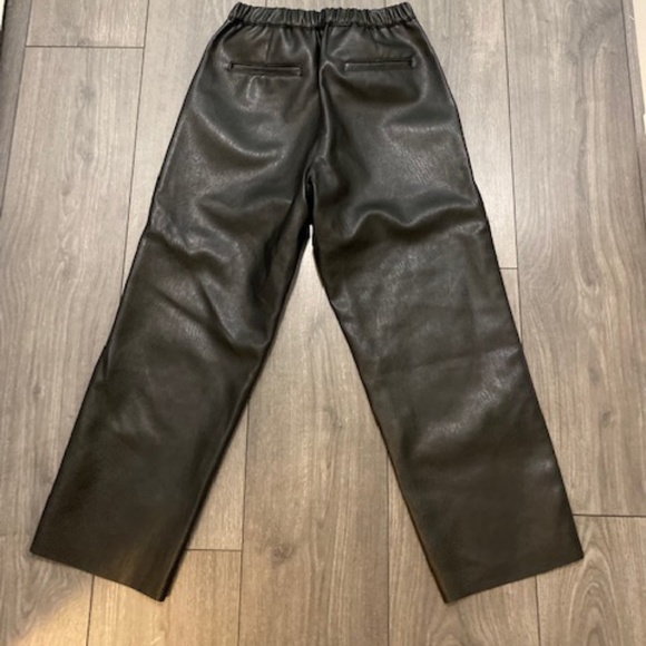 Oak + Fort Vegan Black Leather Cropped Raw Hem Pants Size Medium - Picture 6 of 8